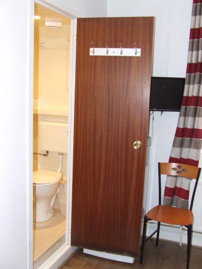 Alexandra Guest House Хемел-Хемпстед Экстерьер фото