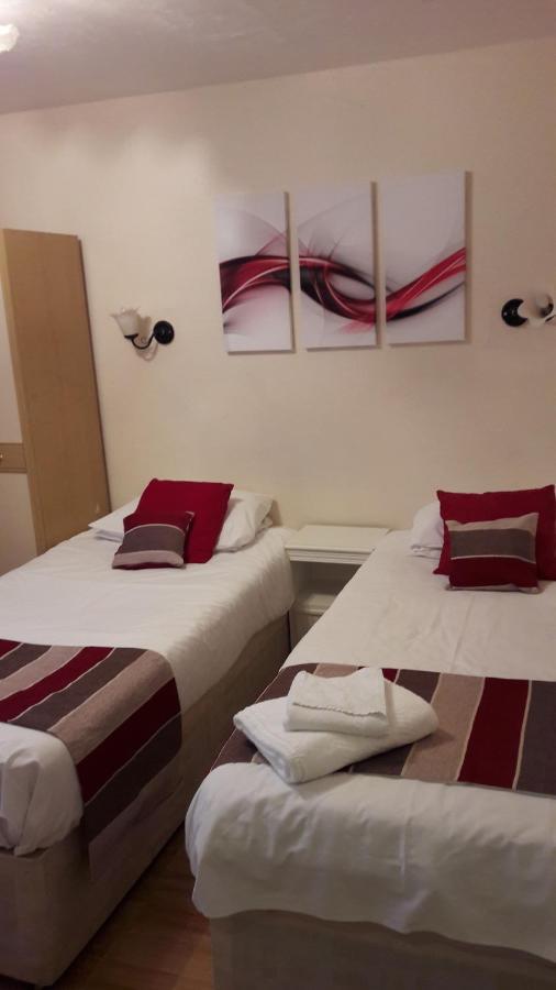 Alexandra Guest House Хемел-Хемпстед Экстерьер фото
