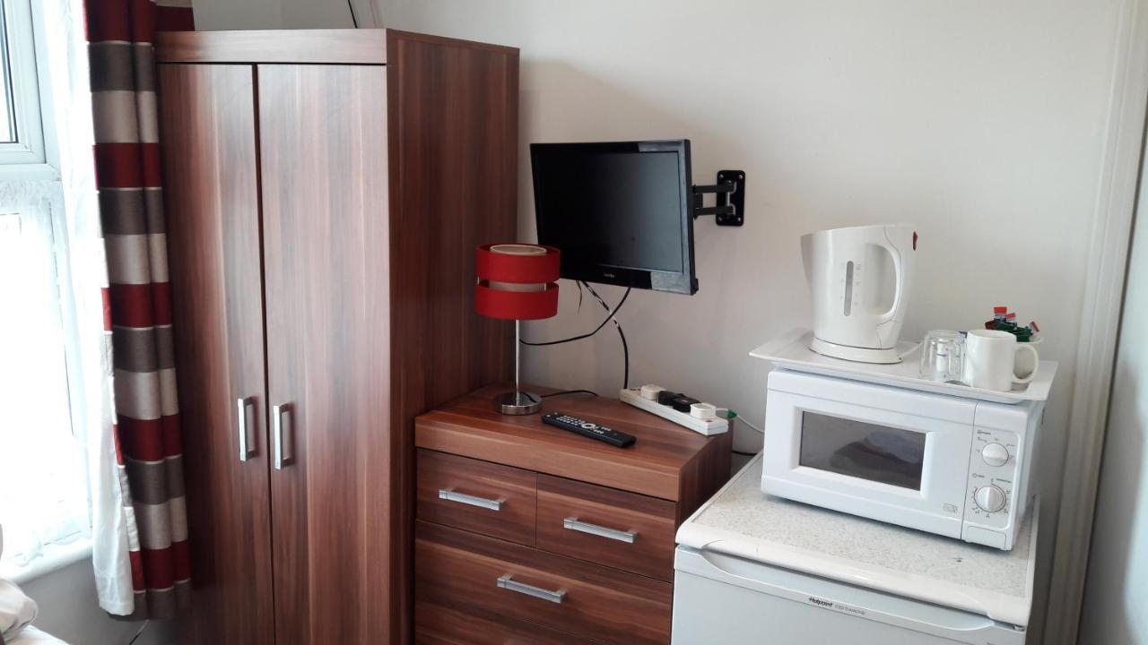 Alexandra Guest House Хемел-Хемпстед Экстерьер фото